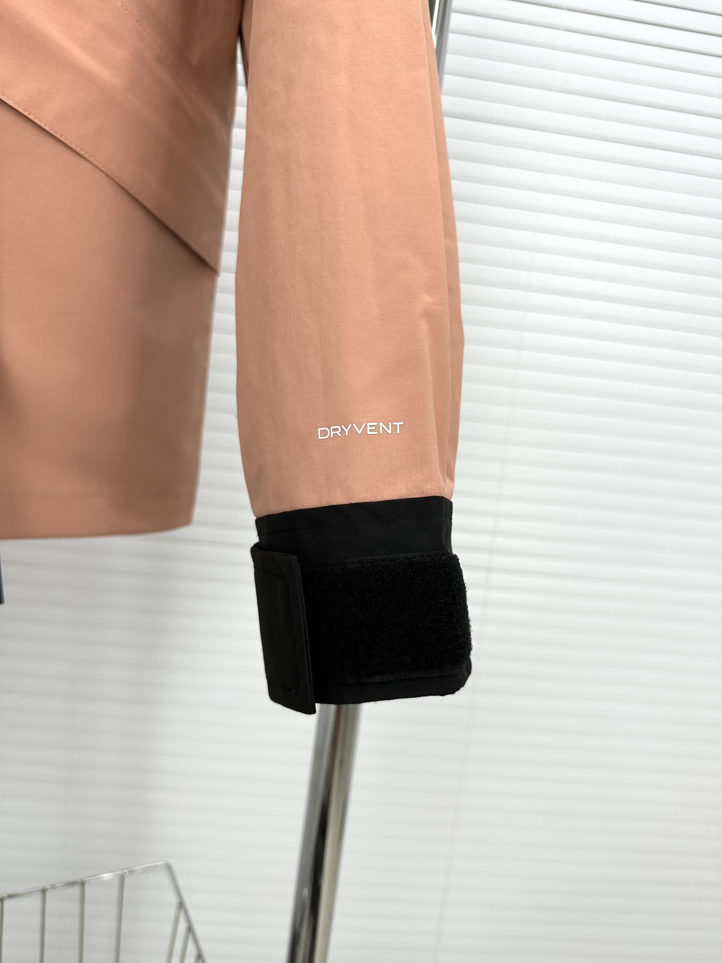The North Face 1986 Mountain Jacket NF0A5J5N